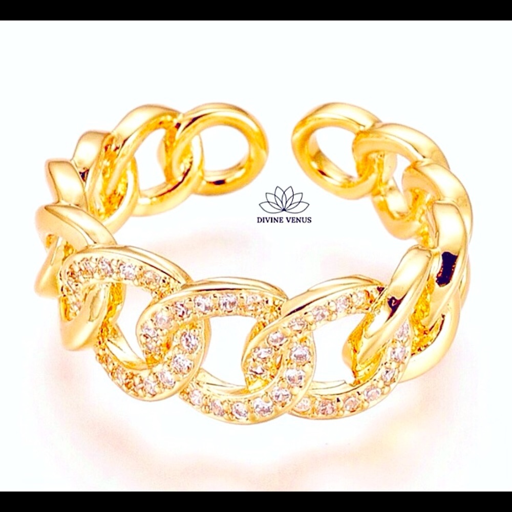 🚨SOLD🚨✨SO DIVINE! Open Cuff - Gold Plated - Cubic Zirconia Ring✨